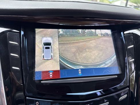 Used 2020 Cadillac Escalade 2WD image 60