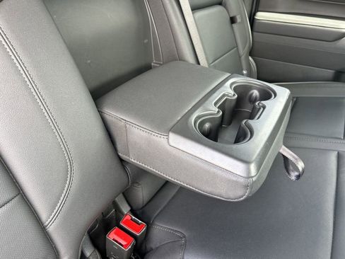Used 2025 GMC Sierra 1500 SLT RWD image 48