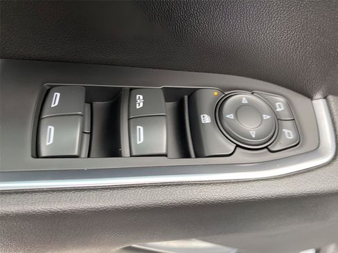 Used 2023 Chevrolet Silverado 1500 LT Trail Boss w/ Protection Package image 17