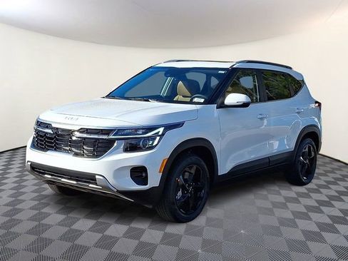 New 2026 Kia Seltos EX image 3