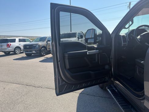 Used 2021 Ford F250 Lariat w/ Lariat Ultimate Package image 17