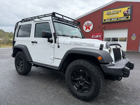 Used 2013 Jeep Wrangler Sahara image 1