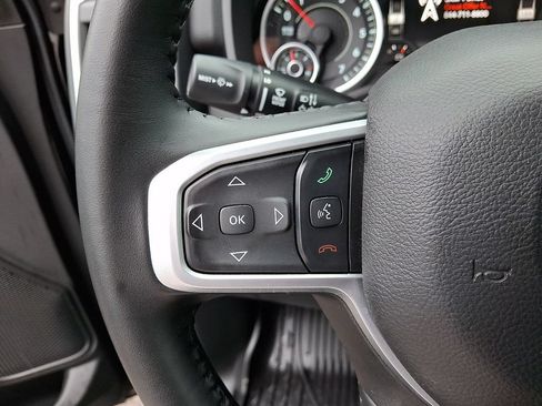Used 2022 RAM 1500 Big Horn AWD/4WD image 22