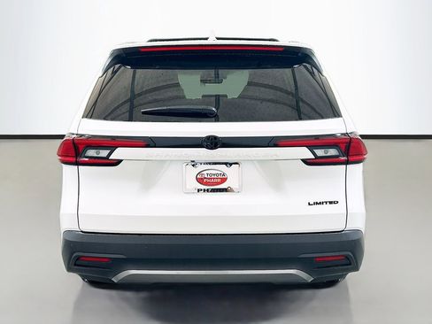 New 2026 Toyota Grand Highlander FWD image 5