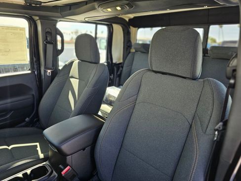 New 2026 Jeep Gladiator Sport image 22