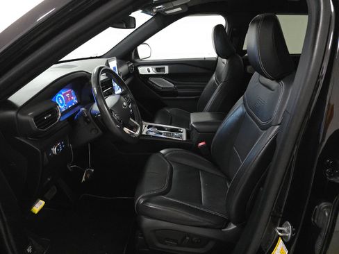 Used 2021 Ford Explorer ST w/ Equipment Group 401A AWD/4WD image 5