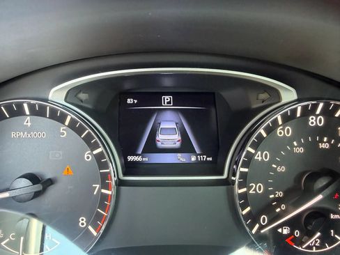 Used 2017 Nissan Altima 2.5 SV w/ Convenience Package FWD image 18