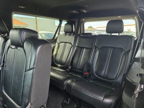 Used 2023 Jeep Wagoneer L Series II image 16