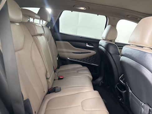 Used 2019 Hyundai Santa Fe FWD image 29