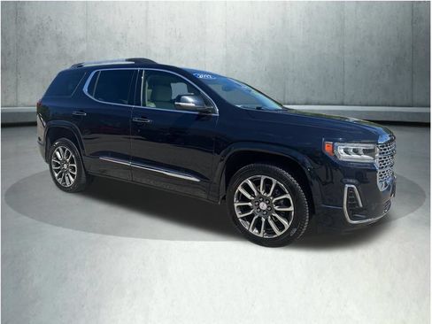 Used 2022 GMC Acadia Denali FWD image 10