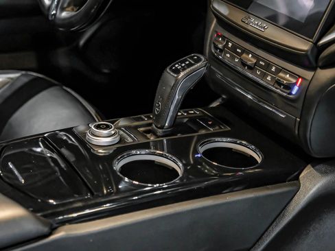 Used 2019 Maserati Ghibli S GranLusso AWD/4WD image 22