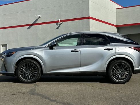Certified 2025 Lexus RX 350h w/ Convenience Package image 9