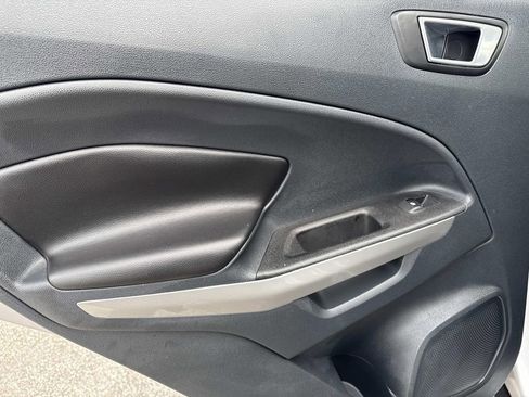 Used 2018 Ford EcoSport Titanium image 12