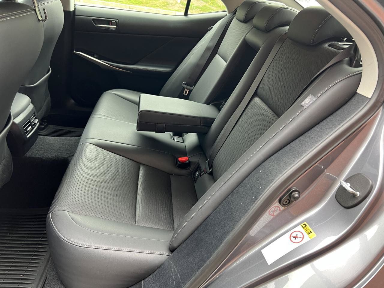 Used 2016 Lexus IS 300 AWD w/ Navigation System Package image 11