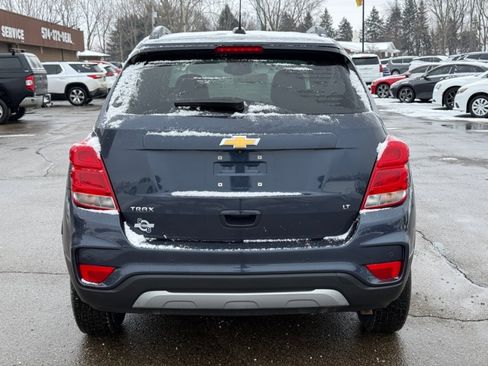 Used 2018 Chevrolet Trax LT w/ Sun & Sound Package image 7