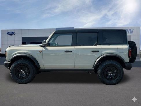 New 2025 Ford Bronco Badlands AWD/4WD image 8