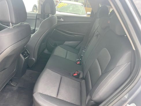 Used 2017 Hyundai Tucson Sport image 14