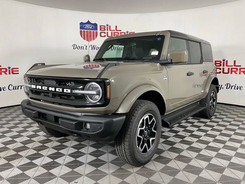 New 2026 Ford Bronco Outer Banks AWD/4WD image 7
