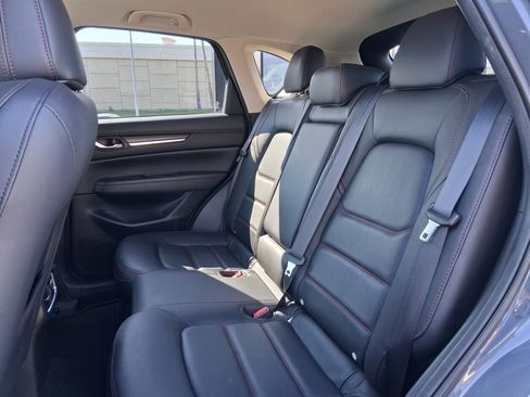 Used 2023 MAZDA CX-5 Carbon Edition image 18