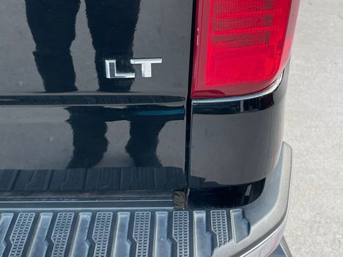 Used 2022 Chevrolet Silverado 1500 LT w/ Safety Package image 6