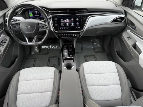 Used 2023 Chevrolet Bolt EUV Premier image 14