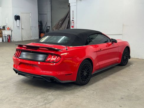 Used 2020 Ford Mustang Premium RWD image 7