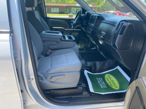 Used 2017 Chevrolet Silverado 1500 W/T w/ WT Convenience Package AWD/4WD image 14