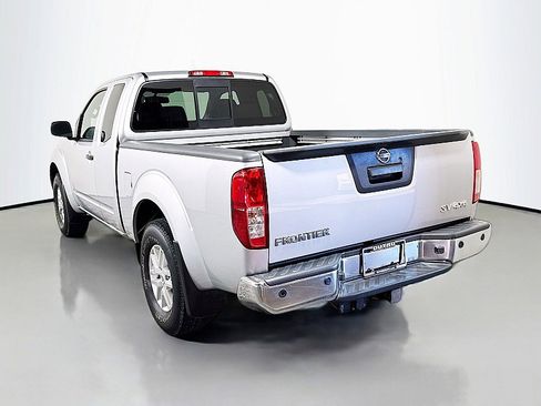Used 2015 Nissan Frontier SV w/ SV Value Truck Package image 5