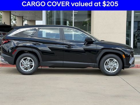 New 2026 Hyundai Tucson SE image 3