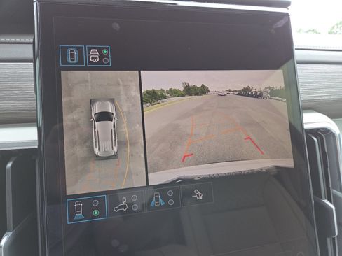 New 2026 GMC Acadia Denali w/ Super Cruise Package FWD image 7