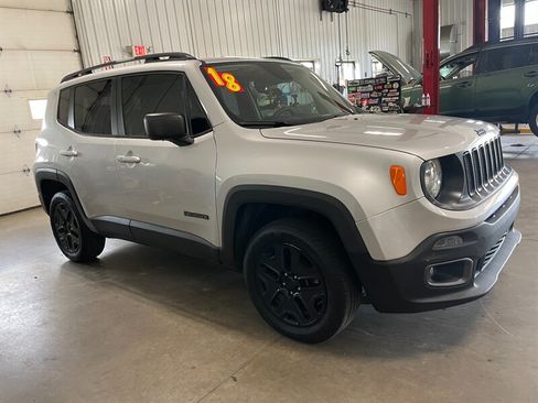 Used 2018 Jeep Renegade Sport w/ Power & Air Group AWD/4WD image 5