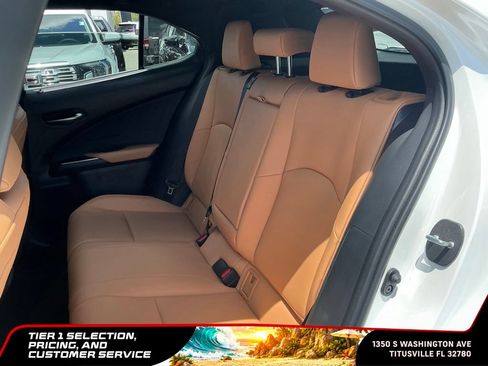 Used 2025 Lexus UX 300h FWD image 25