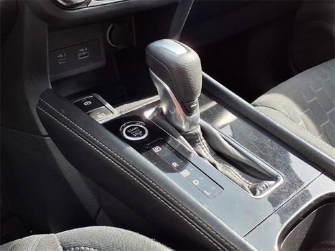 Certified 2023 Nissan Kicks SV image 28