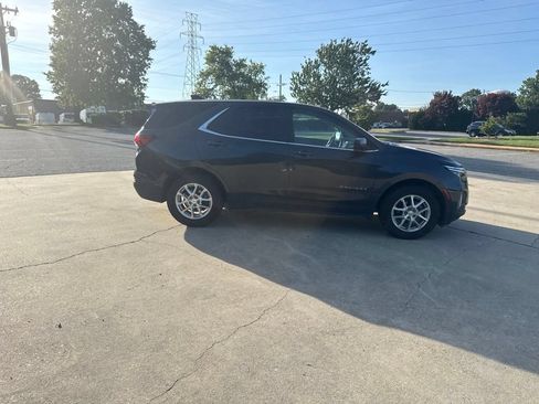 Used 2022 Chevrolet Equinox LT AWD/4WD image 10