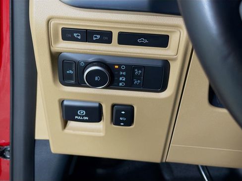 Used 2022 Ford F150 Lariat w/ Max Trailer Tow Package image 12