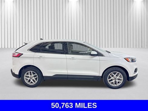 Certified 2023 Ford Edge SEL AWD/4WD image 3