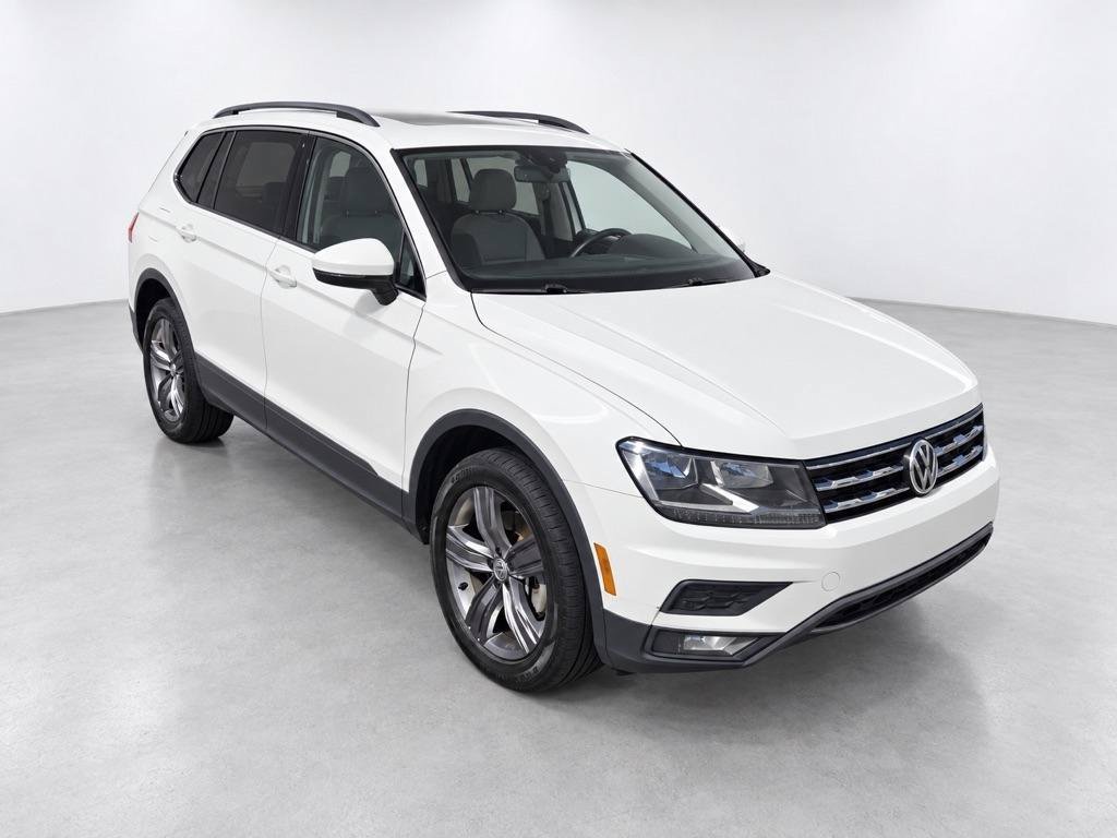 Used 2020 Volkswagen Tiguan SEL AWD/4WD image 1