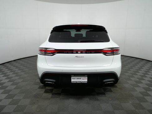 New 2026 Porsche Macan image 31