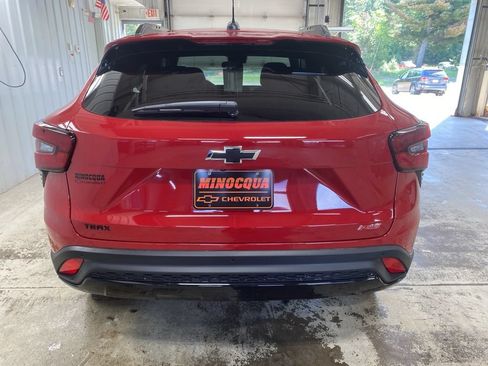 New 2026 Chevrolet Trax RS w/ Driver Confidence Package FWD image 7