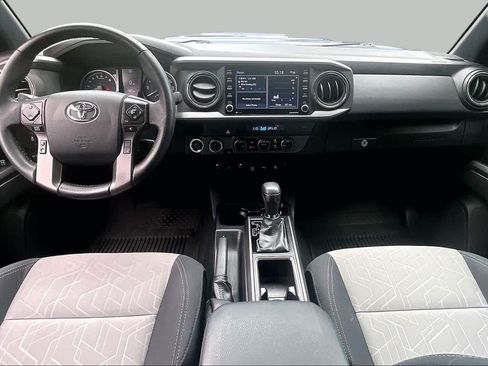 Used 2023 Toyota Tacoma TRD Sport w/ Technology Package AWD/4WD image 14