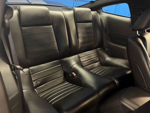 Used 2007 Ford Mustang Shelby GT500 RWD image 16