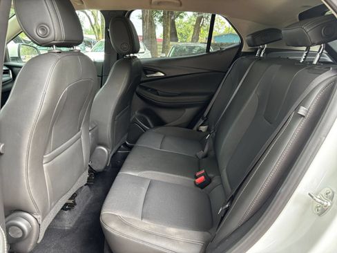 Used 2025 Buick Encore GX Preferred FWD image 38