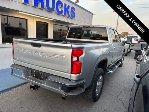 Used 2020 Chevrolet Silverado 2500 LTZ AWD/4WD image 3