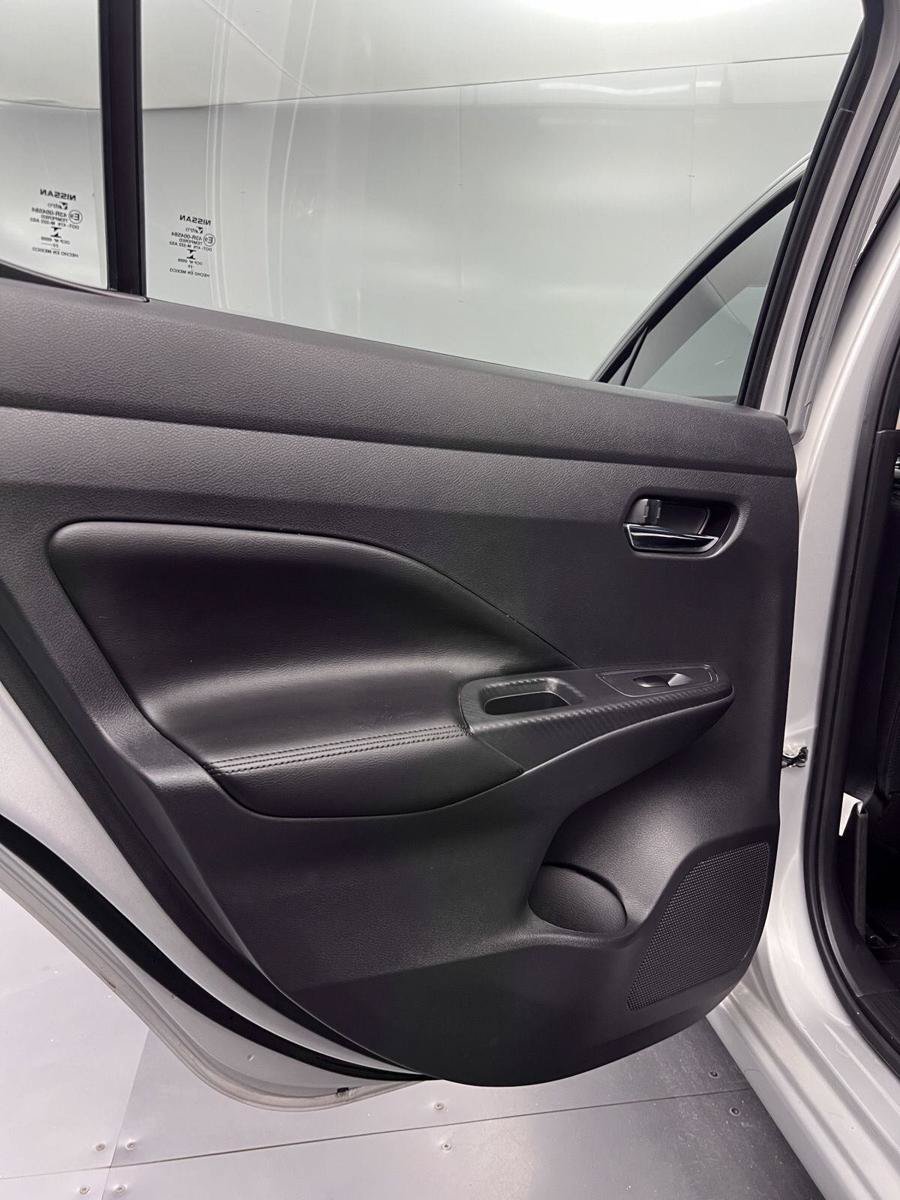 Used 2020 Nissan Versa SV FWD image 32