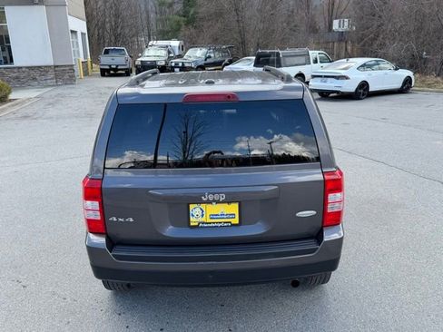 Used 2016 Jeep Patriot Latitude image 6