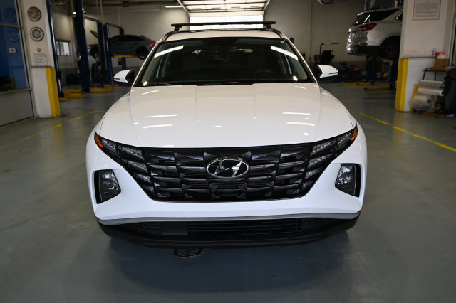 Used 2023 Hyundai Tucson SEL w/ Convenience Package FWD image 2