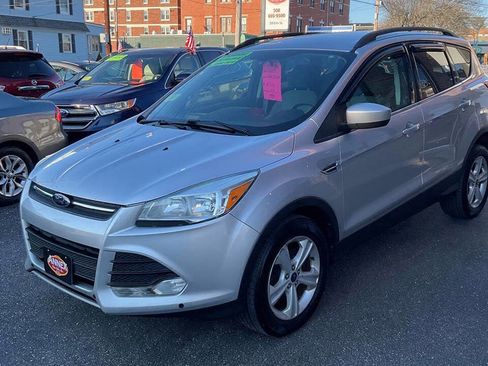 Used 2014 Ford Escape SE w/ Equipment Group 201A image 6