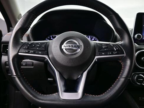 Used 2023 Nissan Sentra SR w/ Electronics Package FWD image 21