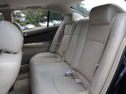 Used 2011 INFINITI G37 Journey w/ Premium Pkg RWD image 8