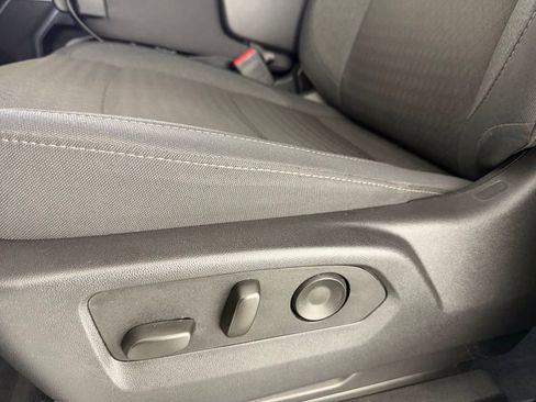 Used 2025 Chevrolet Silverado 2500 LT w/ Convenience Package image 23